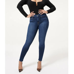 Good American Good Legs Stretch Skinny Jeans
